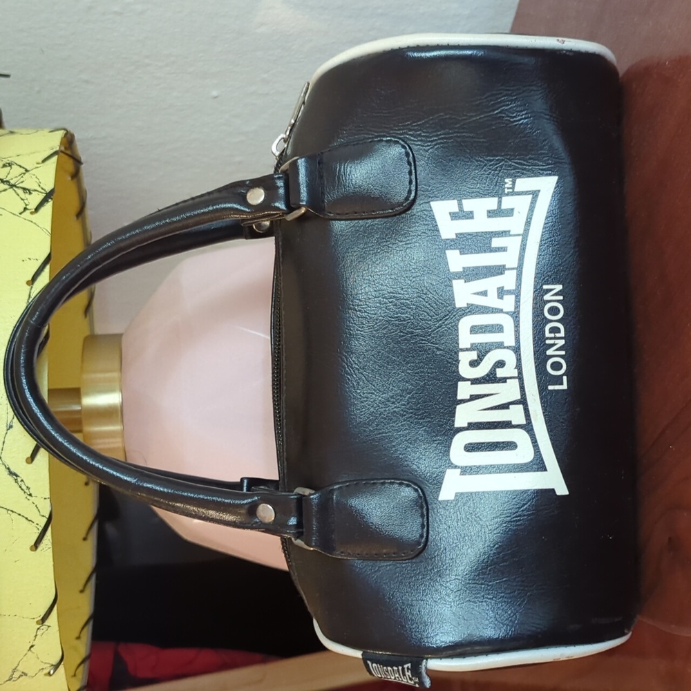 Lonsdale Purse Gem